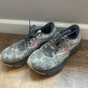 Brooks Adrenaline Running Sneakers size 8